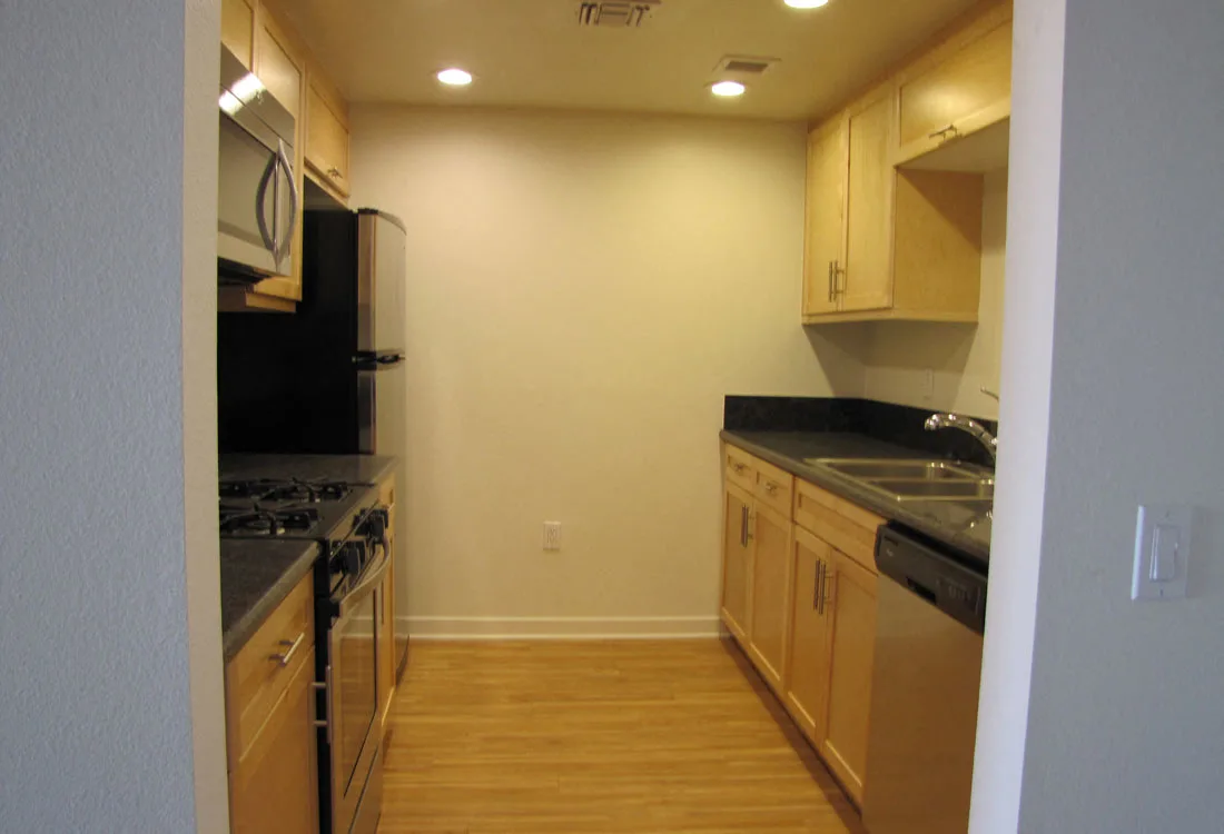 Mayfair Residences at Santa Monica Beach, smc, 210 Santa Monica Blvd, Santa Monica, CA 90401, Photo:5