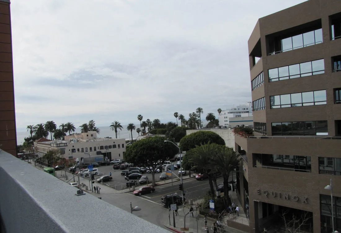 Mayfair Residences at Santa Monica Beach, smc, 210 Santa Monica Blvd, Santa Monica, CA 90401, Photo:7