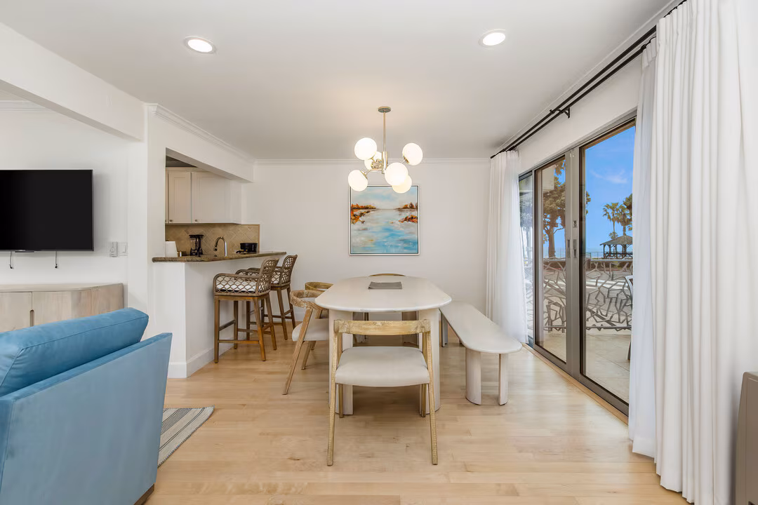 Ocean Condos, smc, 2101 Ocean Ave, Santa Monica, CA 90405, Photo:1