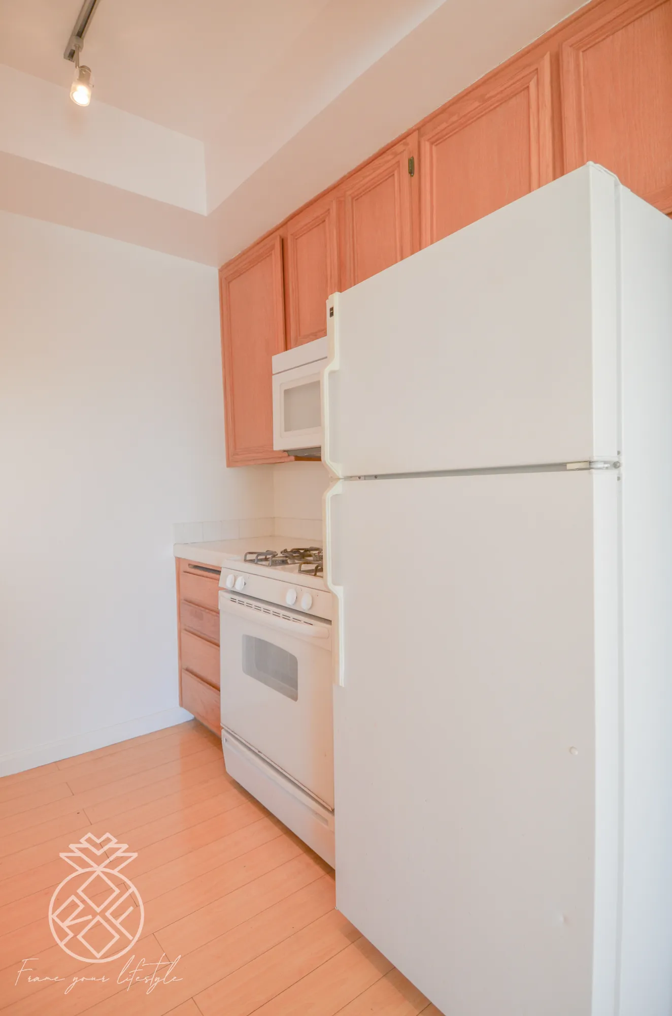 1727 Glendon, undefined, 1727 Glendon Ave, Los Angeles, CA 90024, USA, Photo:10