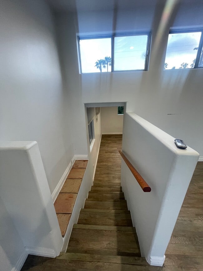 205 7th Ave, undefined, 205 7th Ave, Los Angeles, CA 90291, United States, Photo:4
