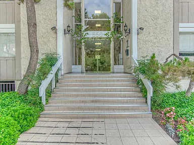 Westwood Park Apartments, ucla, 550 Veteran Ave, Los Angeles, CA 90024, USA, Photo:1