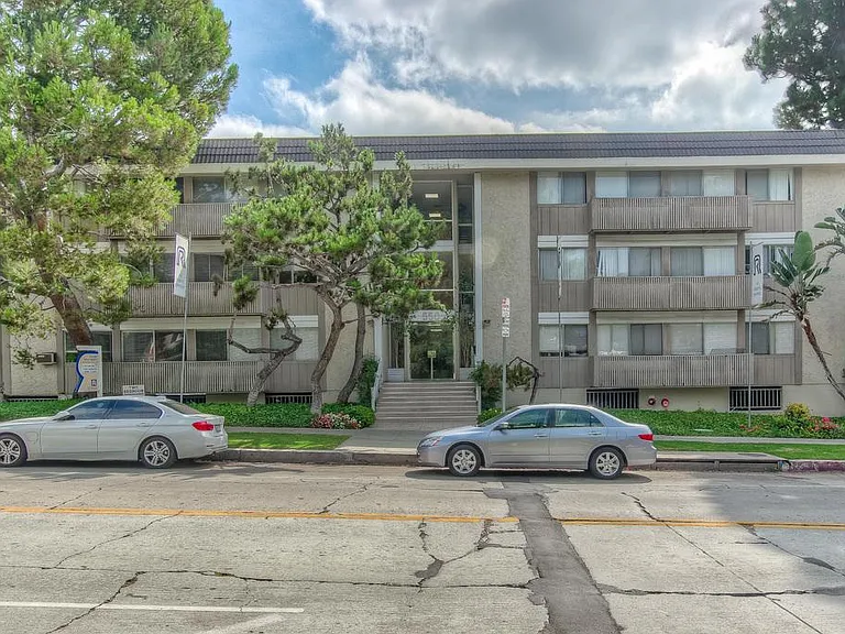 Westwood Park Apartments, ucla, 550 Veteran Ave, Los Angeles, CA 90024, USA, Photo:2