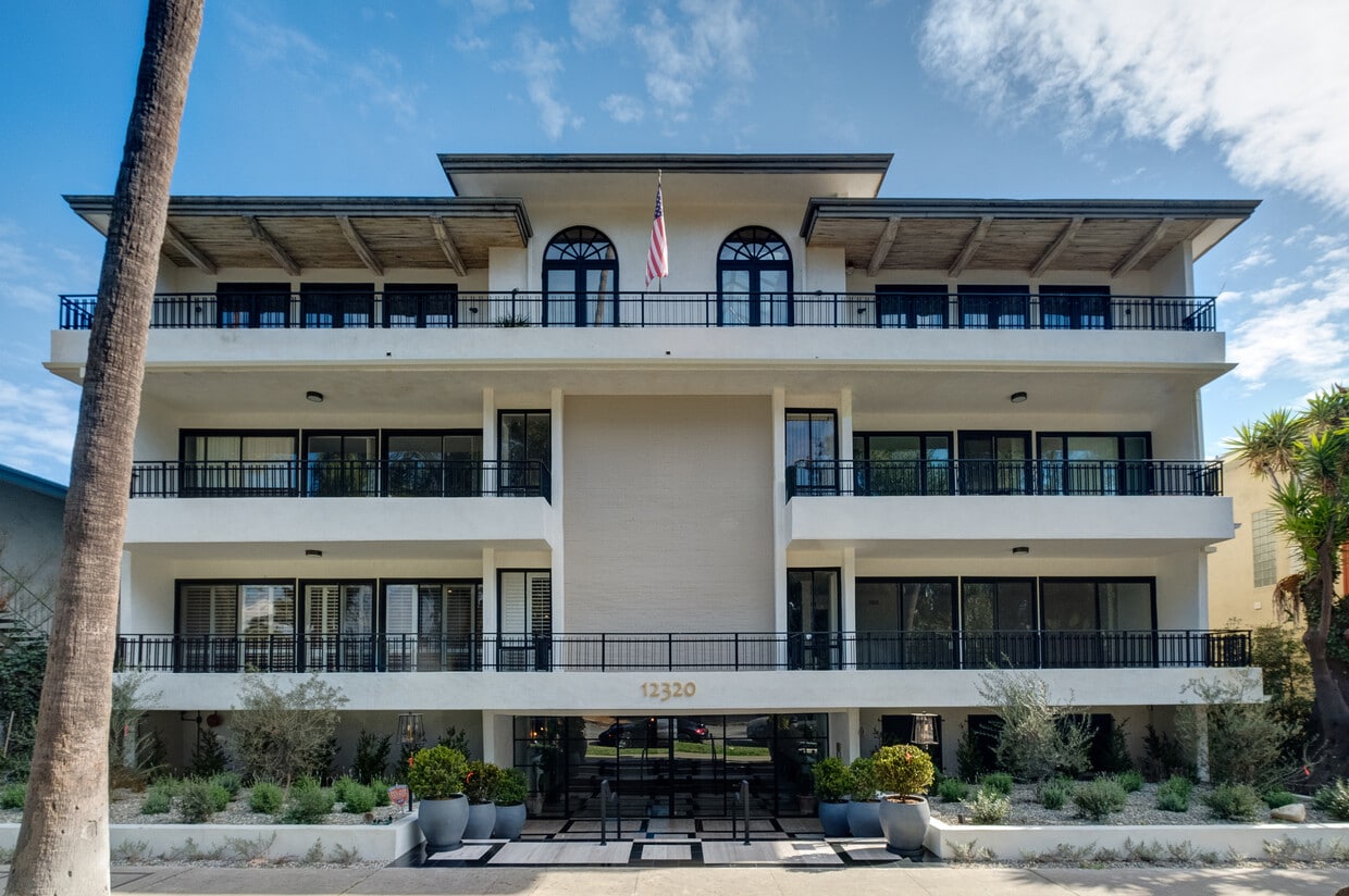12320 Montana, undefined, 12320 Montana Ave, Los Angeles, CA 90049, Photo:0