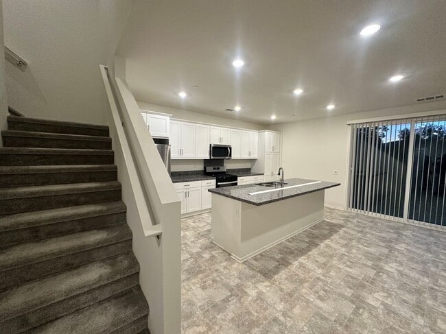 1713 Julie Dr, undefined, 1713 Julie Dr, Riverside, CA 92501, Photo:3