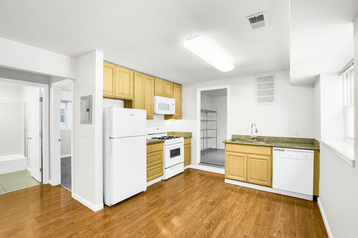 5200 Redondo Ave Unit 5200, undefined, 5200 Redondo Ave, Oakland, CA 94618, Photo:0