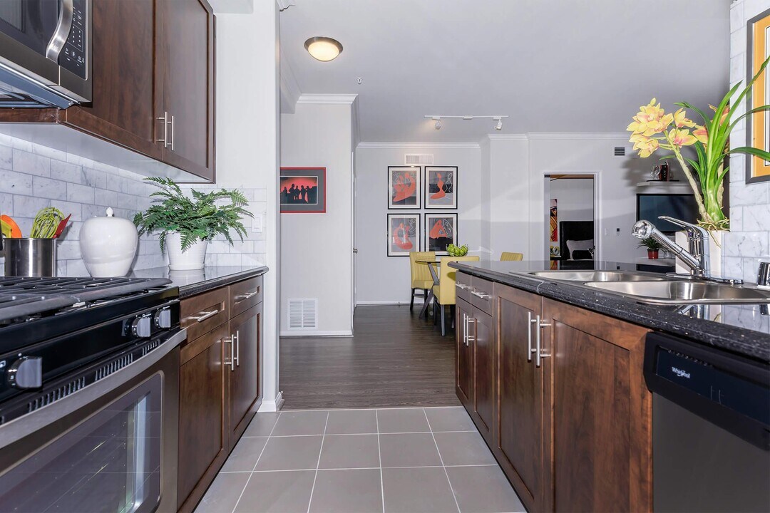 Broadway Palace Apartments, usc, 1026 S Broadway, Los Angeles, CA 90015, USA, Photo:1