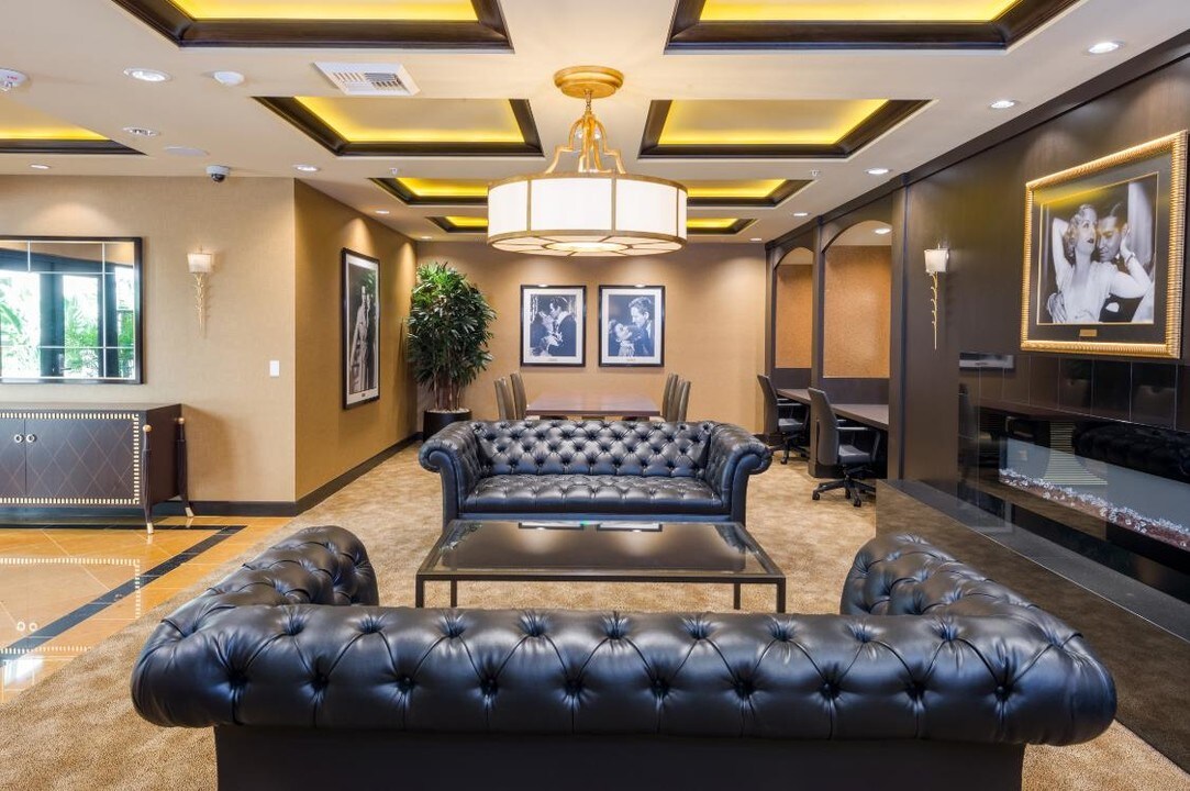 Broadway Palace Apartments, usc, 1026 S Broadway, Los Angeles, CA 90015, USA, Photo:9