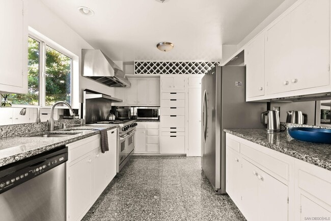 1855 Spindrift Dr, undefined, 1855 Spindrift Dr, San Diego, CA 92037, Photo:4
