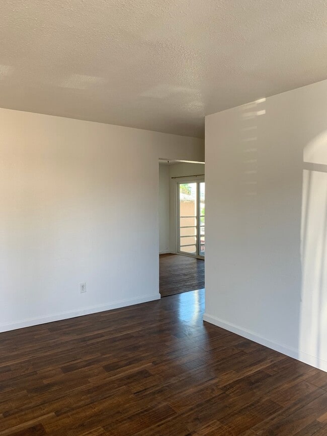 4077 Oakcrest Dr, undefined, 4077 Oakcrest Dr, San Diego, CA 92105, Photo:1