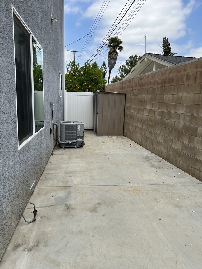 10048 Debra Ave, csun, 10048 Debra Ave, North Hills, CA 91343, Photo:2