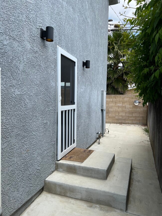 10048 Debra Ave, csun, 10048 Debra Ave, North Hills, CA 91343, Photo:1