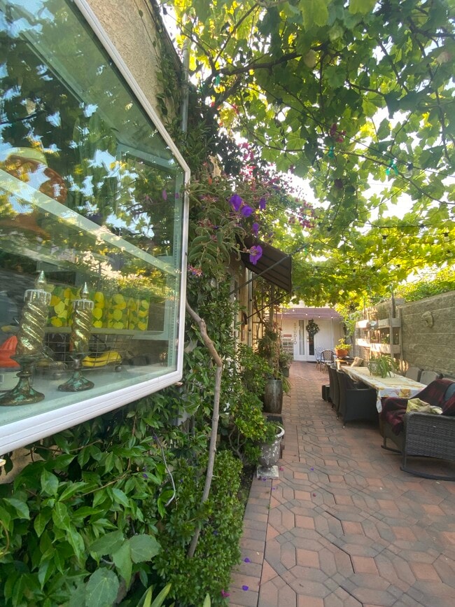 11323 Mississippi Ave, undefined, 11323 Mississippi Ave, Los Angeles, CA, 90025, Photo:1