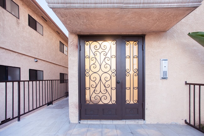1510 S Barrington Ave, undefined, 1510 S Barrington Ave, Los Angeles, CA 90025, Photo:2