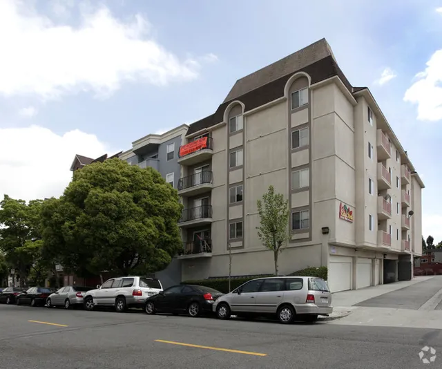 City Park Apartments exterior