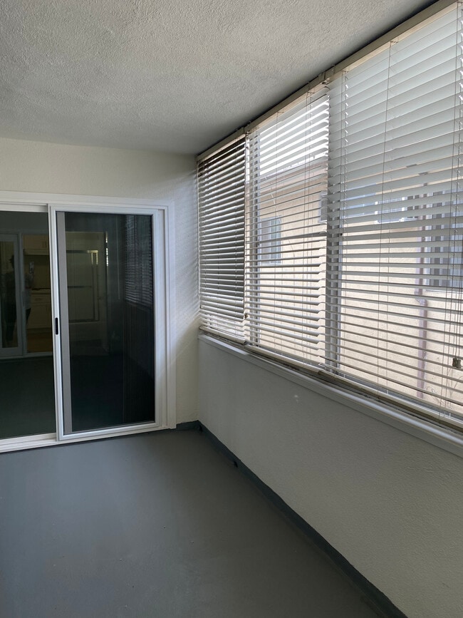 11983 Walnut Ln, undefined, 11983 Walnut Ln, Los Angeles, CA 90025, Photo:4