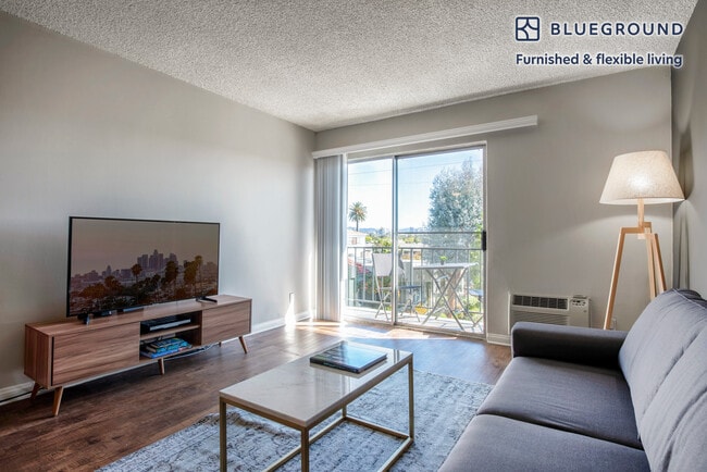 1920 6th St, undefined, 1920 6th St, Santa Monica, CA 90405, Photo:2