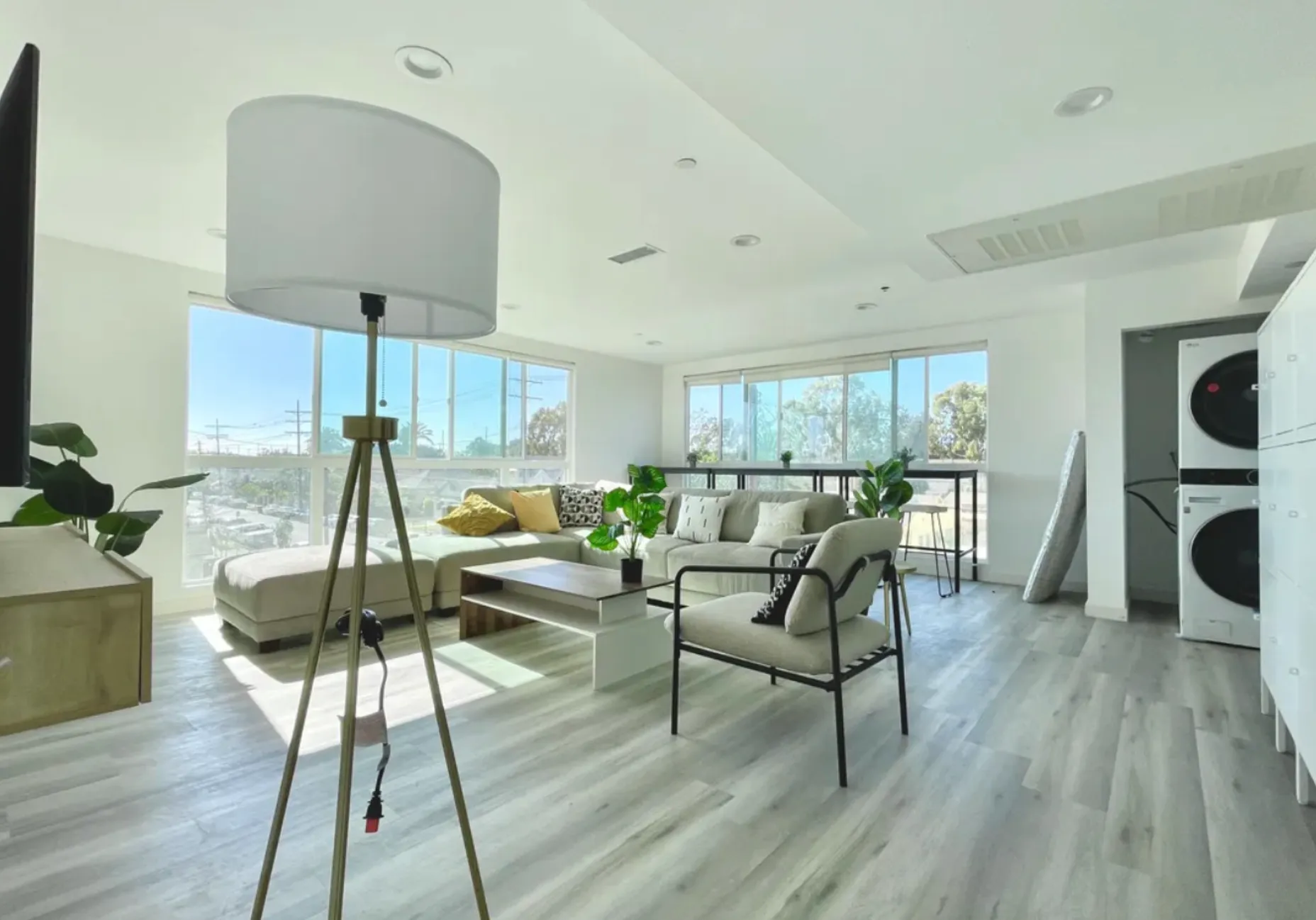 1476 W 35th, undefined, 1476 W 35th Pl, Los Angeles, CA 90018, USA, Photo:2