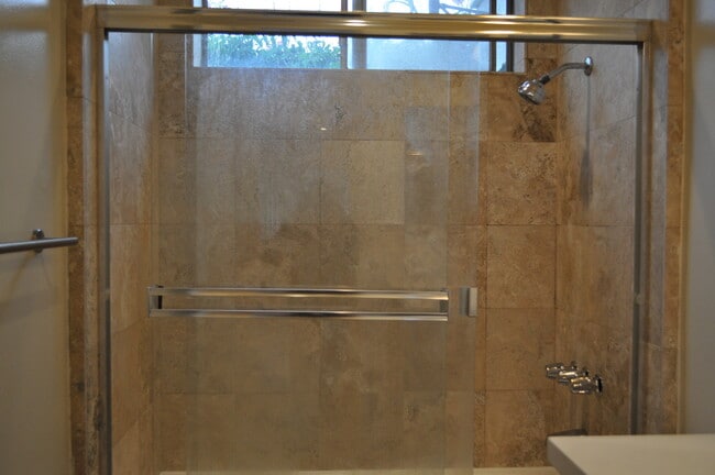 Santa Monica Apartments for Rent, undefined, 420 Raymond Ave, Santa Monica, CA 90405, Photo:4