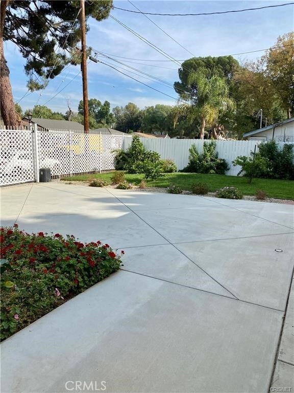 19238 Arminta St, csun, 19238 Arminta St, Los Angeles, CA 91335, Photo:2