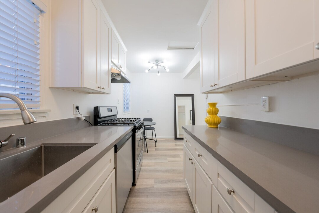 2620 11th St, smc, 2620 11th St, Santa Monica, CA 90405, Photo:2