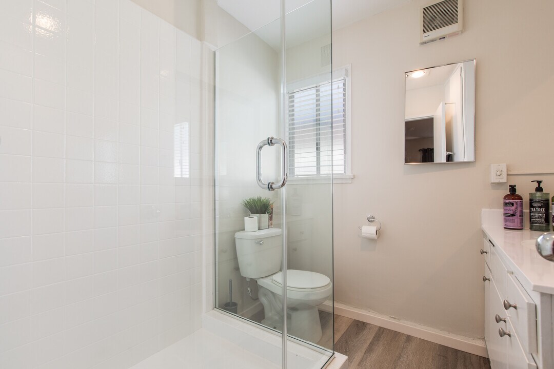 2620 11th St, smc, 2620 11th St, Santa Monica, CA 90405, Photo:6
