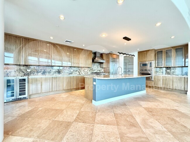 140 E Rio Salado Pkwy, undefined, 140 E Rio Salado Pkwy, Tempe, AZ 85281, Photo:3