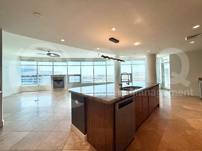 140 E Rio Salado Pkwy, undefined, 140 E Rio Salado Pkwy, Tempe, AZ 85281, Photo:4