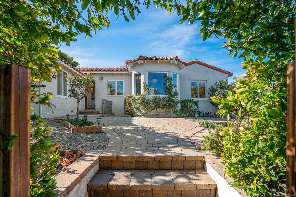1865 Soledad Ave, undefined, 1865 Soledad Ave, San Diego, CA 92037, Photo:0