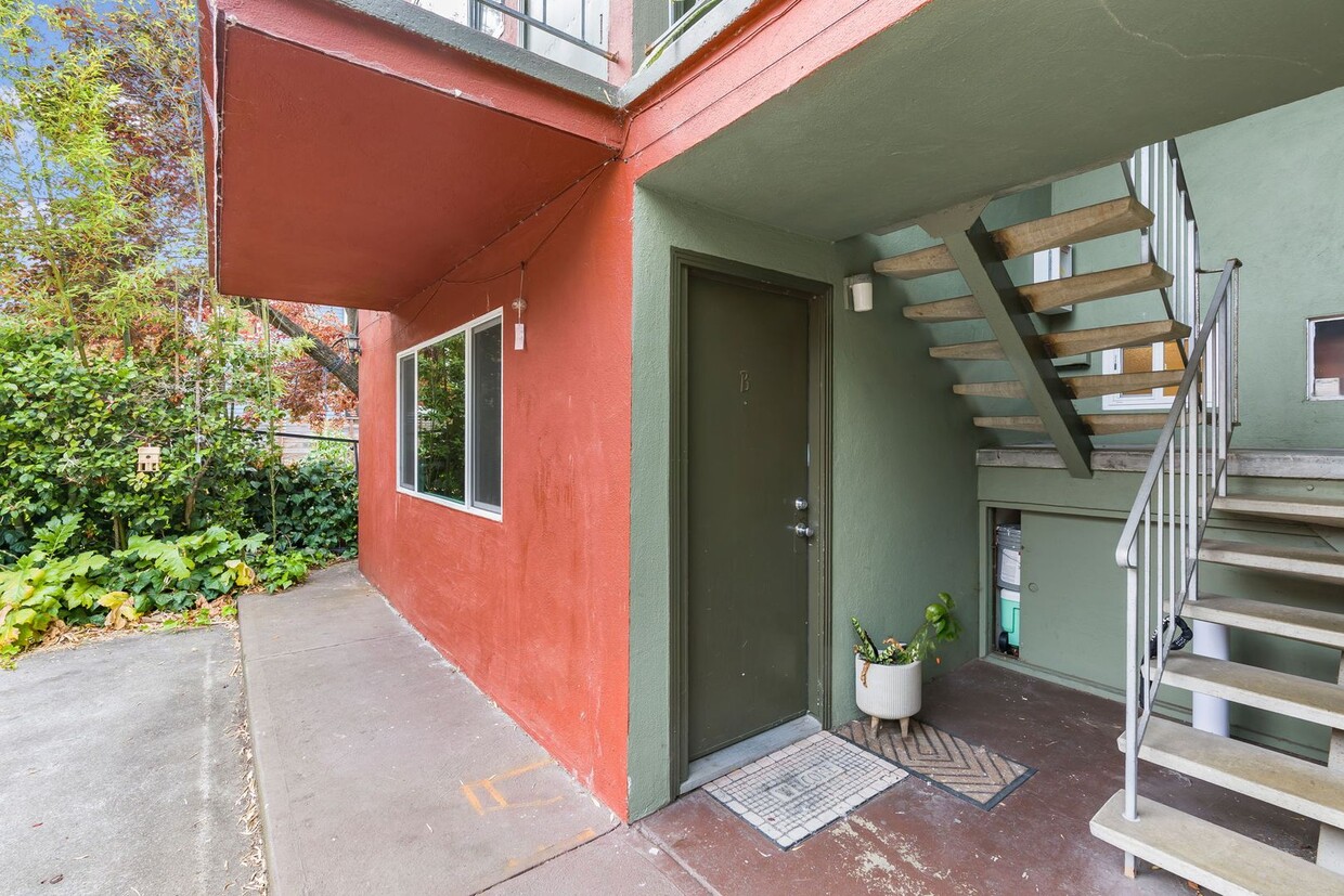 2218 Parker St Unit B, undefined, 2218 Parker St, Berkeley, CA 94704, Photo:0
