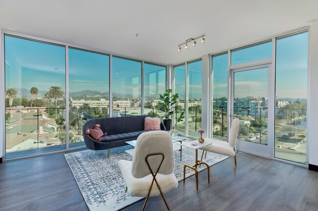 Qwil Apartments, usc, 525 Wilton Pl, Los Angeles, CA 90004, USA, Photo:3