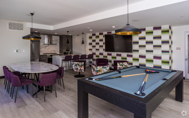 Qwil Apartments, usc, 525 Wilton Pl, Los Angeles, CA 90004, USA, Photo:7