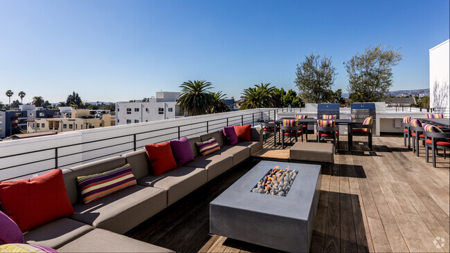 Qwil Apartments, usc, 525 Wilton Pl, Los Angeles, CA 90004, USA, Photo:14