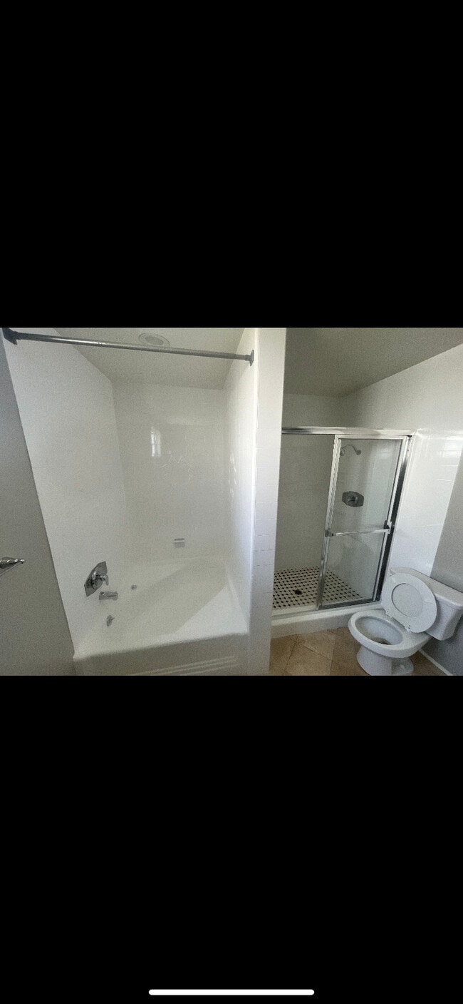 Chateau Barry Apartments, undefined, 1285 Barry Ave, Los Angeles, CA 90025, Photo:1