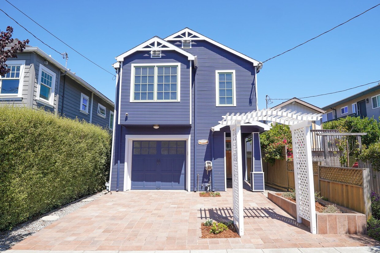 627 Stannage Ave, undefined, 627 Stannage Ave, Albany, CA 94706, Photo:0