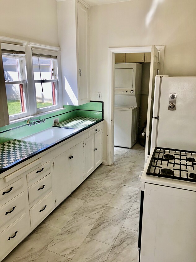 1861 Kelton Ave, undefined, 1861 Kelton Ave, Los Angeles, CA 90025, USA, Photo:2