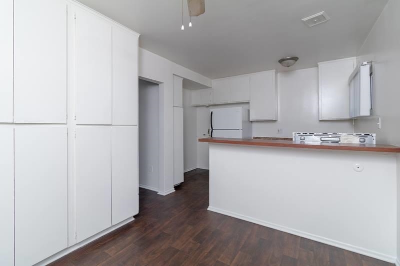 3620 South Budlong Ave, usc, 3620 S Budlong Ave, Los Angeles, CA 90007, USA, Photo:2