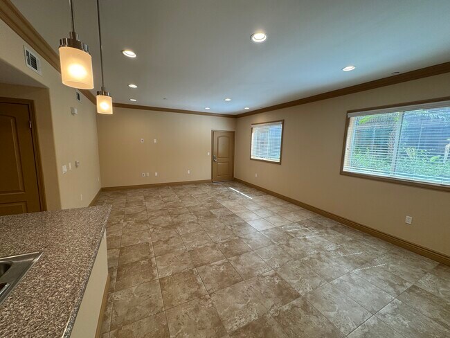 17825 Devonshire St Unit 106, csun, 17825 Devonshire St Unit 106, Northridge, CA 91325, Photo:2