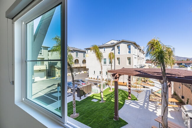 7353 El Cajon Blvd, La Mesa, CA 91942, undefined, 7353 El Cajon Blvd, La Mesa, CA 91942, Photo:2