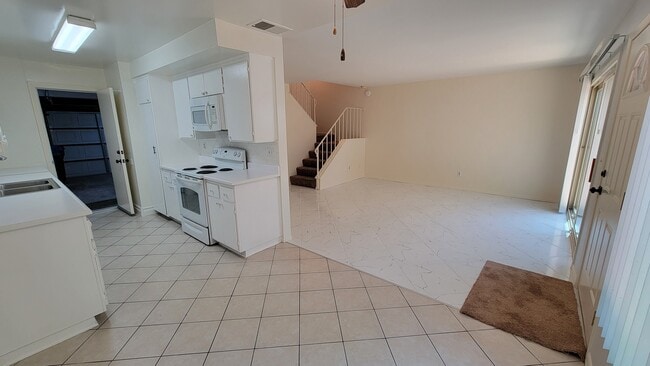 422 N Beth St, csuf, 422 N Beth St, Anaheim, CA 92806, Photo:4