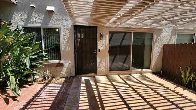 422 N Beth St, csuf, 422 N Beth St, Anaheim, CA 92806, Photo:3