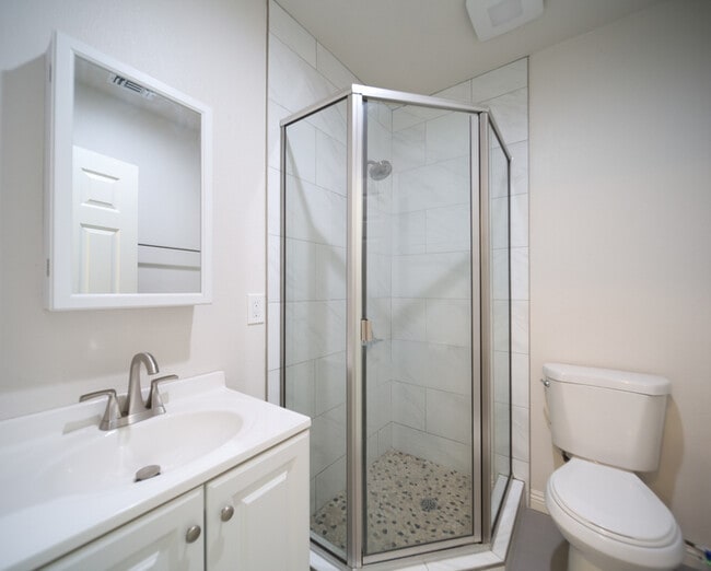 120 E Shady Grove Dr, undefined, 120 E Shady Grove Dr, Riverside, CA 92507, Photo:2