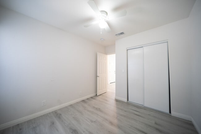 120 E Shady Grove Dr, undefined, 120 E Shady Grove Dr, Riverside, CA 92507, Photo:4