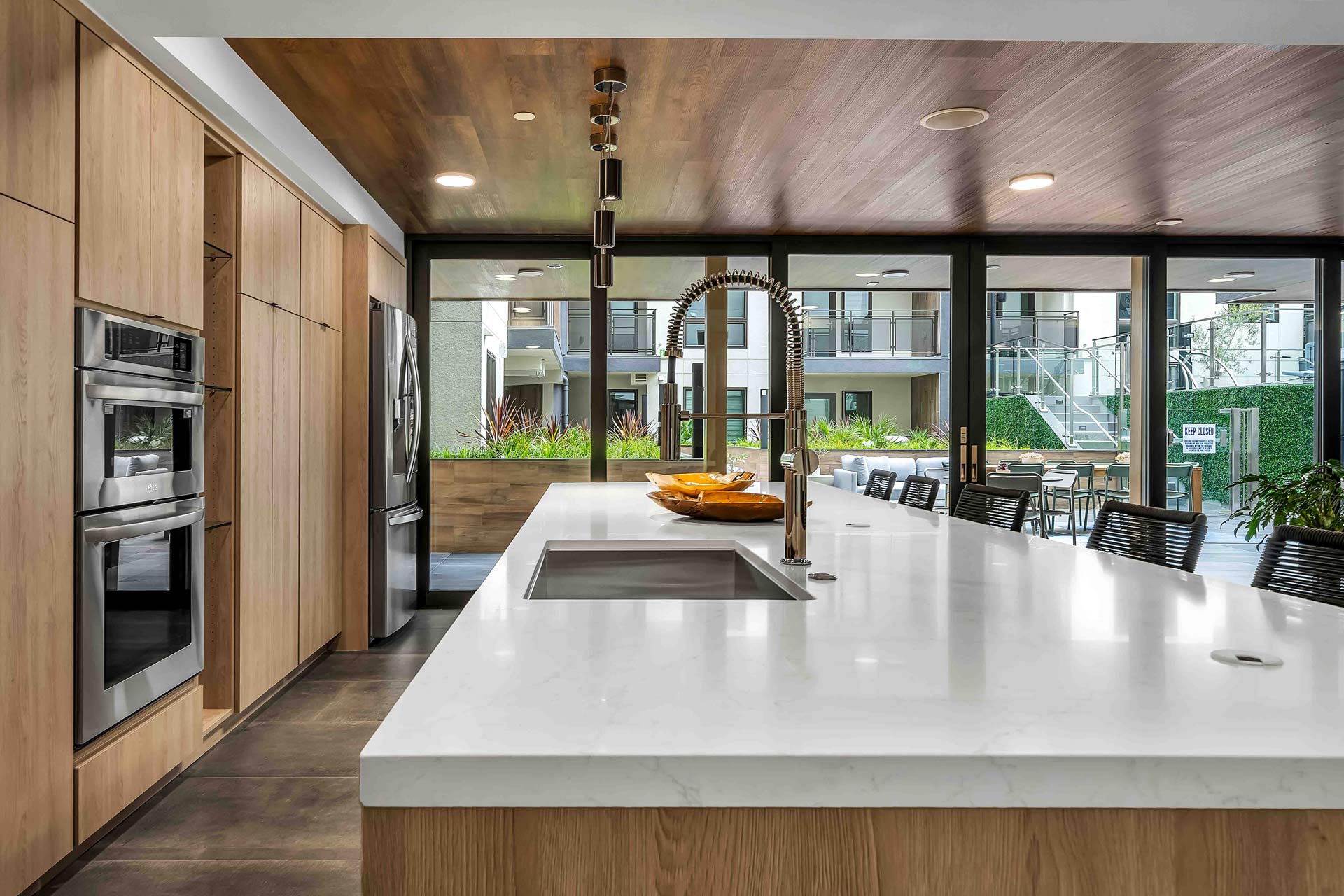 The BORA 3170, usc, 3170 W Olympic Blvd, Los Angeles, CA 90006, USA, Photo:8