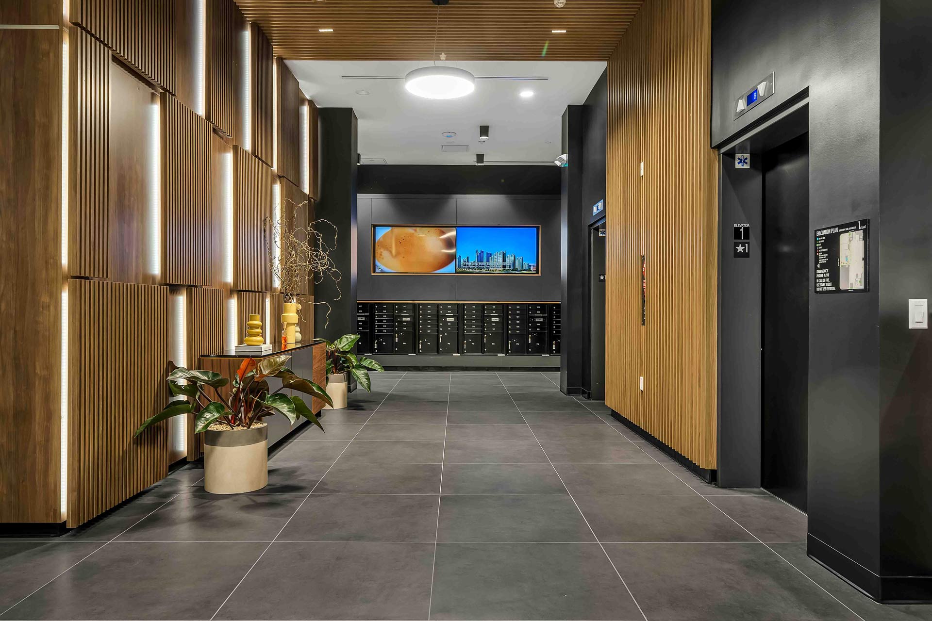 The BORA 3170, usc, 3170 W Olympic Blvd, Los Angeles, CA 90006, USA, Photo:16