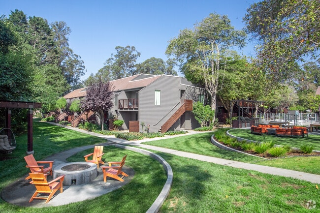The Hilltop, undefined, 363 Western Dr, Santa Cruz, CA 95060, Photo:2