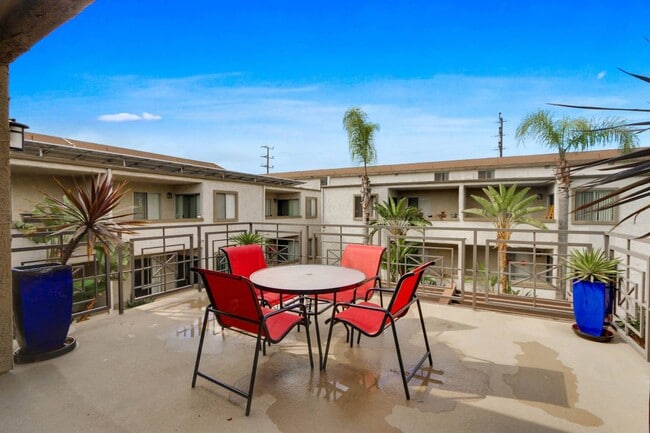 Meridian Apartments, undefined, 3516 Sawtelle Blvd, Los Angeles, CA 90066, Photo:4