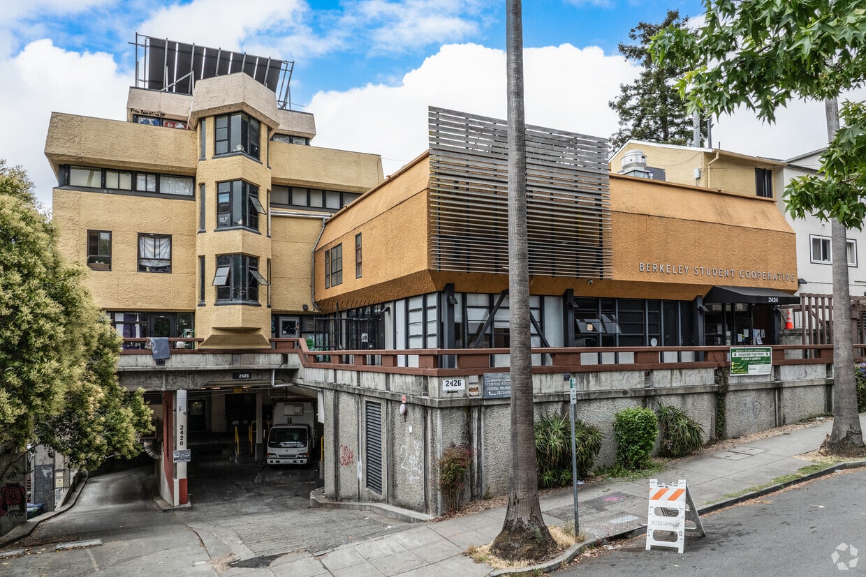 Casa Zimbabwe, undefined, 2422 Ridge Rd, Berkeley, CA 94709, Photo:0