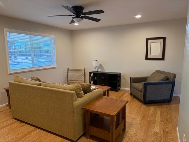 3810 S La Corta Dr, undefined, 3810 S La Corta Dr, Tempe, AZ 85282, Photo:1