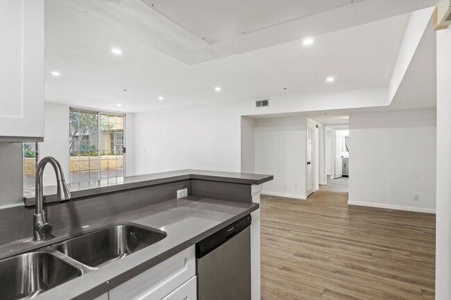 Ohio Rose Apartments, undefined, 11711 Ohio Ave, Los Angeles, CA 90025, USA, Photo:4